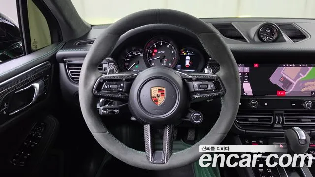 Porsche Macan — Фото автомобиля 19
