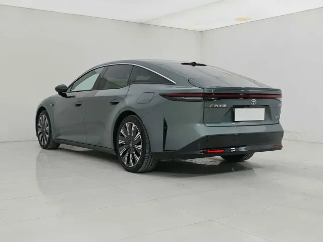 Toyota BoZhi 7 — Фото автомобиля 4