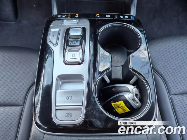 Hyundai Tucson Tucson (NX4) Дизель 2.0 2WD — Фото автомобиля 9