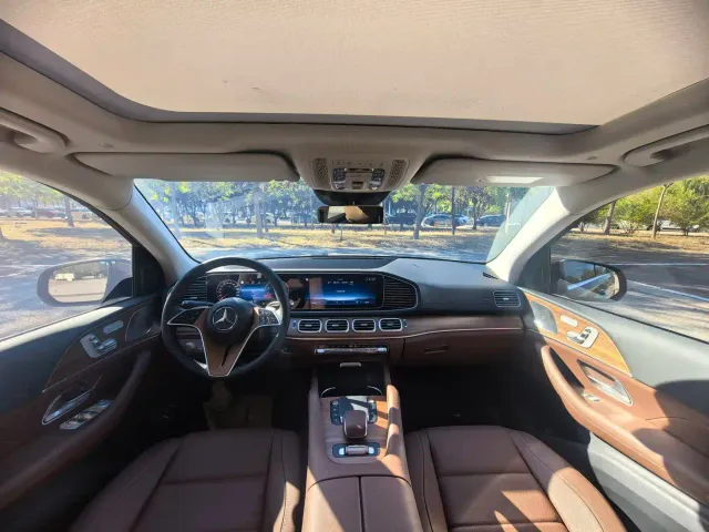 Mercedes-Benz GLE-Class — Фото автомобиля 11