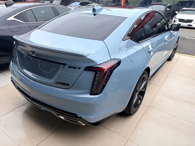 Cadillac CT5 — Фото автомобиля 6