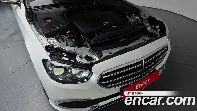 Mercedes-Benz E-Class E-класс W213 E350 4MATIC Exclusive — Фото автомобиля 6