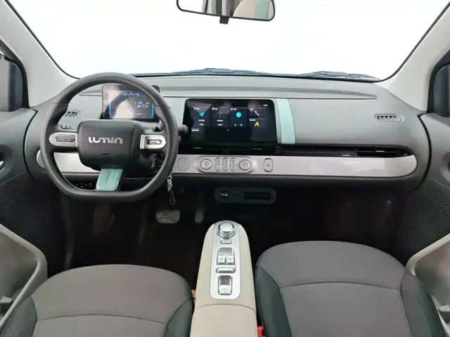 Changan Lumin — Фото автомобиля 12