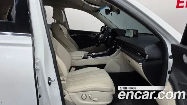 Genesis GV80 — Фото автомобиля 16