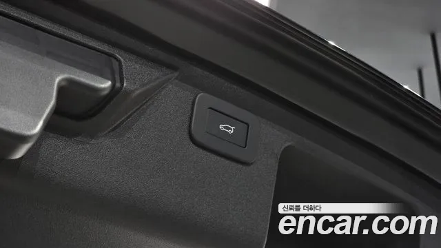 Land Rover Discovery Sport Generation 2 — Фото автомобиля 20
