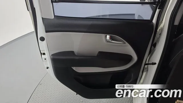Kia RAY Новый Kia Ray Фургон — Фото автомобиля 25