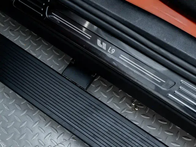 Li Auto L9 — Фото автомобиля 11