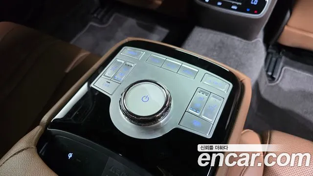 Genesis G80 Бензин 3.5 турбо AWD — Фото автомобиля 19
