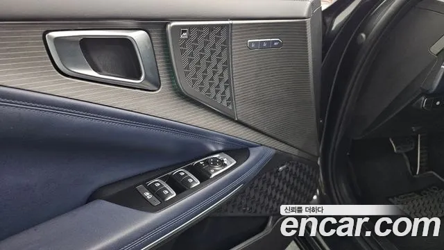 Kia K8 (New) Hybrid — Фото автомобиля 30