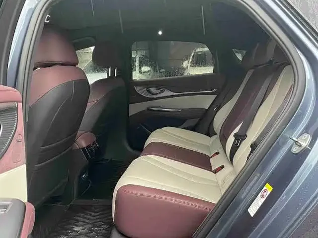 BYD Seal — Фото автомобиля 7