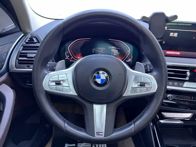 BMW X3 — Фото автомобиля 20