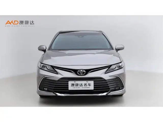 Toyota Camry — Фото автомобиля 2