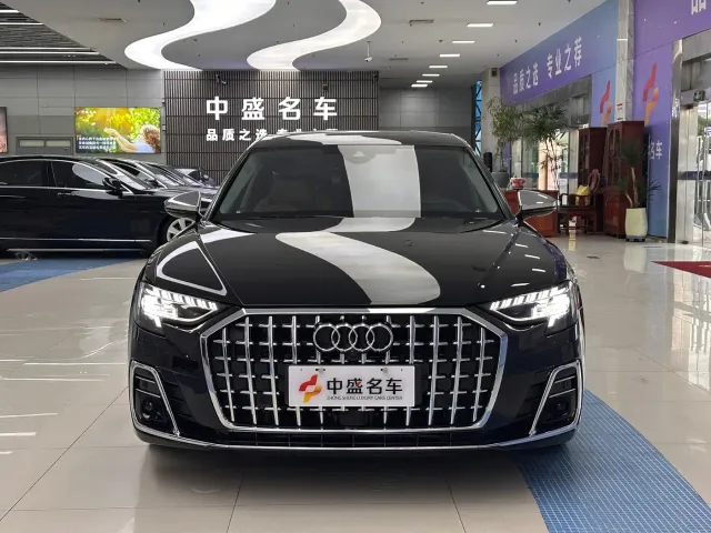 Audi A8 — Фото автомобиля 2