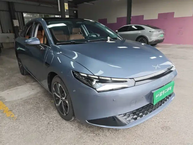 Xpeng P5 — Фото автомобиля 21