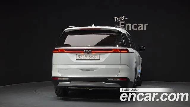 Kia Canival Carnival 4 поколение Бензин 9 мест Signature — Фото автомобиля 4