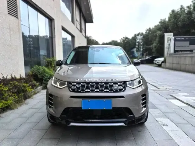 Land Rover Discovery Sport — Фото автомобиля 2
