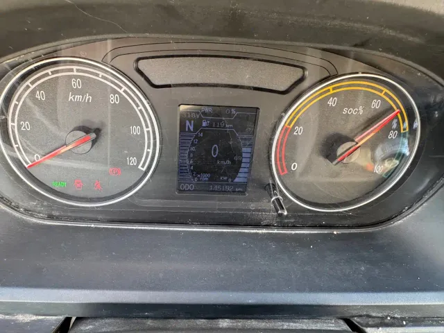 Ruichi New Energy EC71 — Фото автомобиля 5
