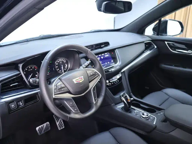 Cadillac XT5 — Фото автомобиля 11