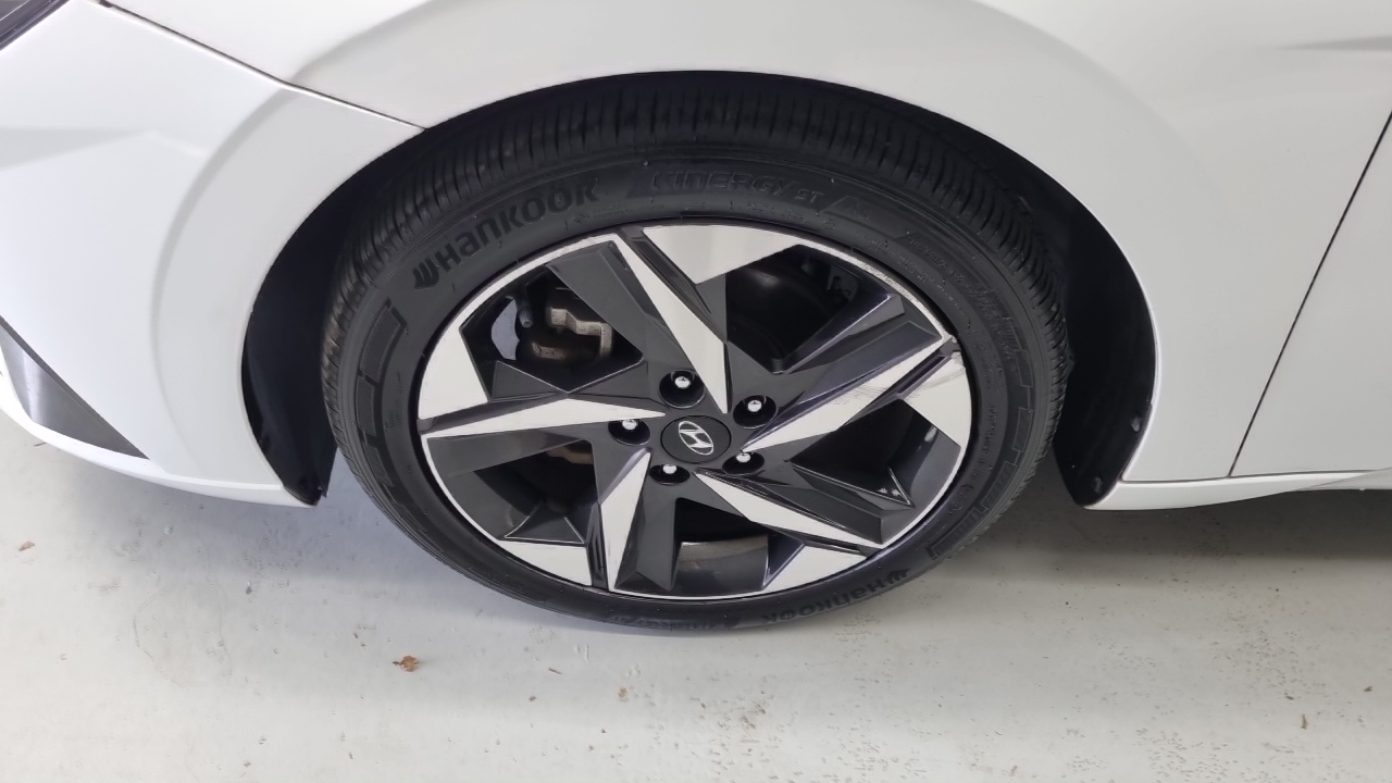 Hyundai Avante CN7 — Фото автомобиля 5