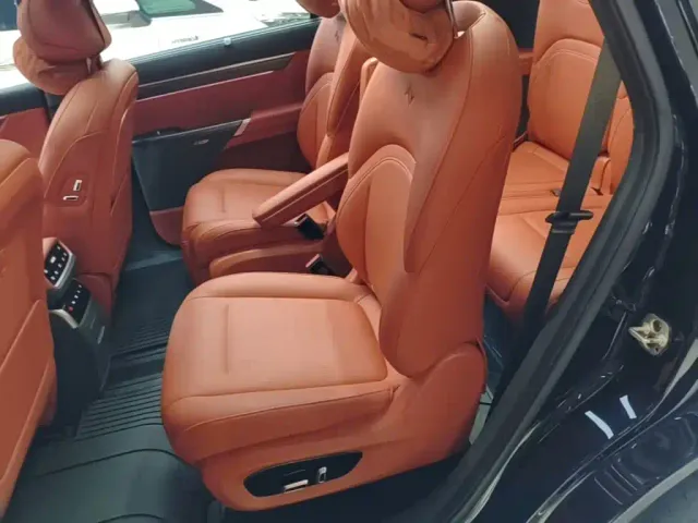 Dongfeng eπ 008 — Фото автомобиля 16