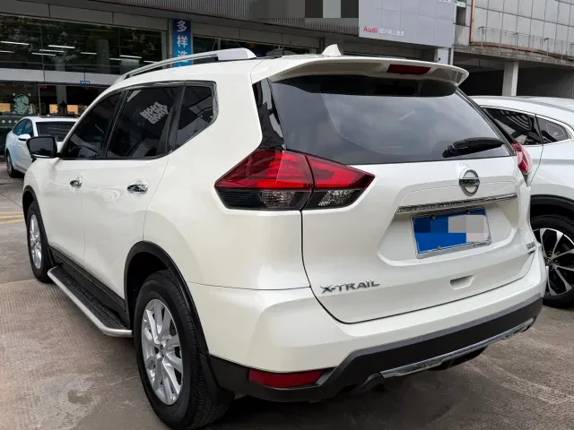 Nissan X-Trail — Фото автомобиля 6