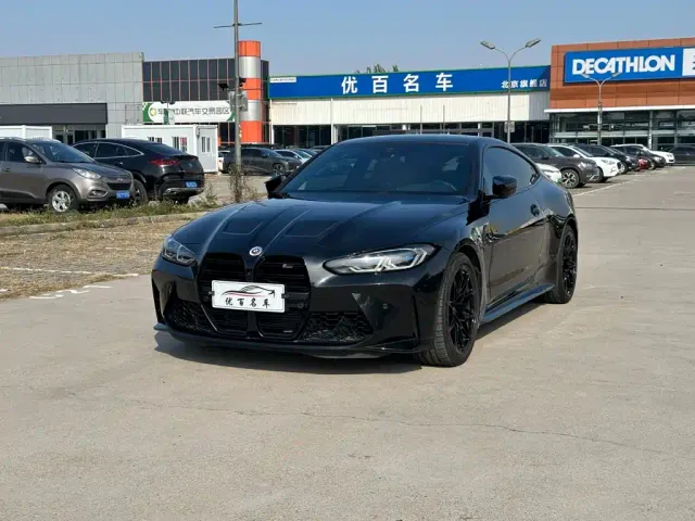 Фотография автомобиля — BMW M4