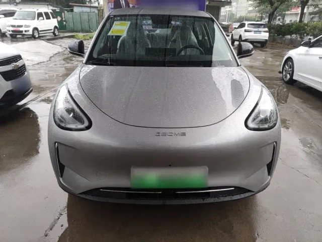 Geely Starry Wish — Фото автомобиля 2
