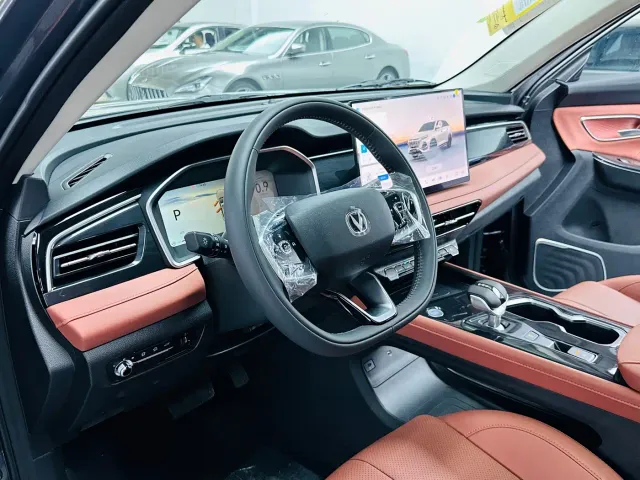 Changan CS75 — Фото автомобиля 5