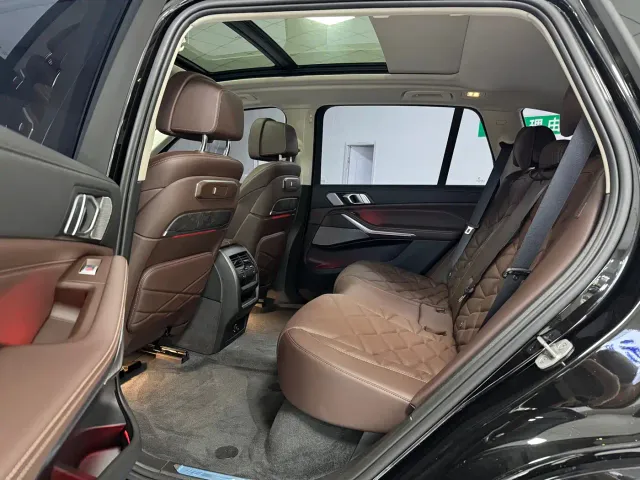 BMW X5 — Фото автомобиля 6