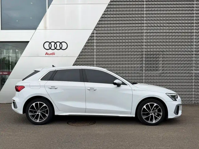 Audi A3 — Фото автомобиля 3