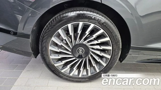 Hyundai Grandeur GN7 — Фото автомобиля 5