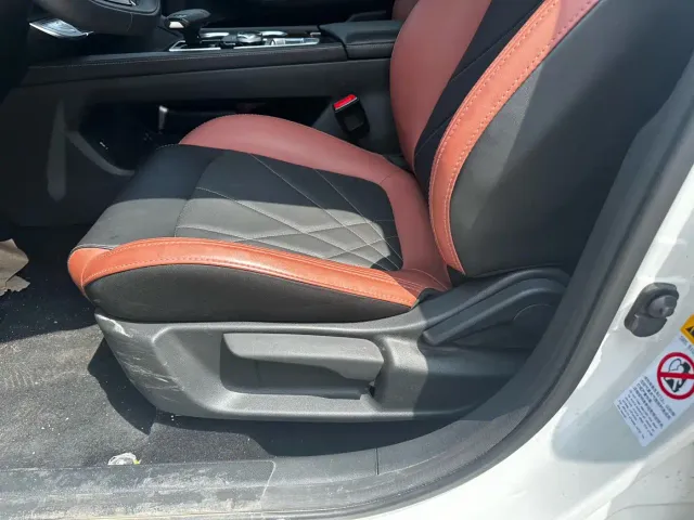 Changan Eado — Фото автомобиля 16
