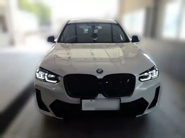 BMW iX3 — Фото автомобиля 4