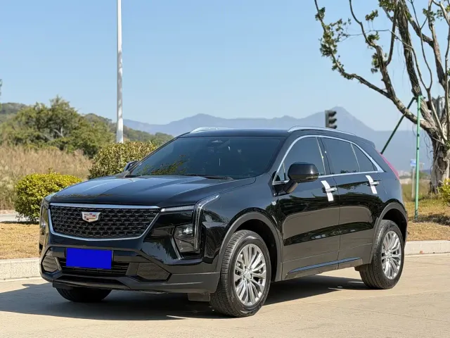 Cadillac XT4 — Фото автомобиля 2