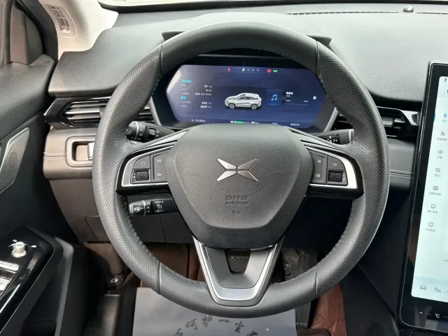 Xpeng G3 — Фото автомобиля 18