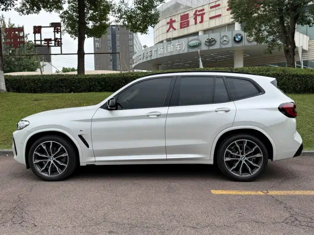 BMW X3 — Фото автомобиля 3