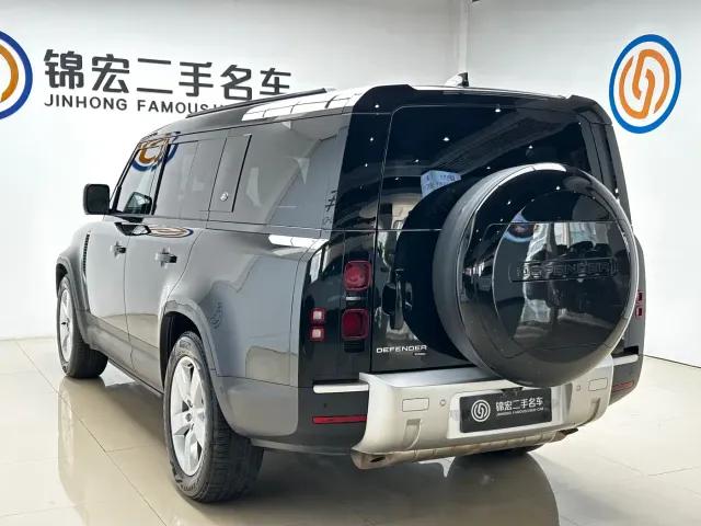 Land Rover Defender — Фото автомобиля 26
