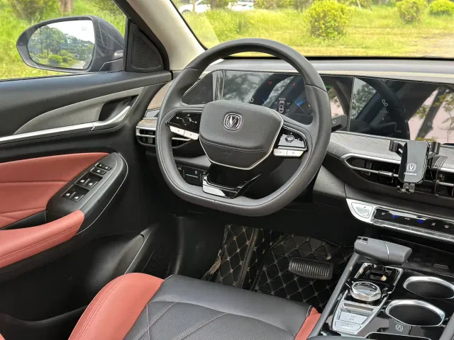 Changan Eado — Фото автомобиля 20