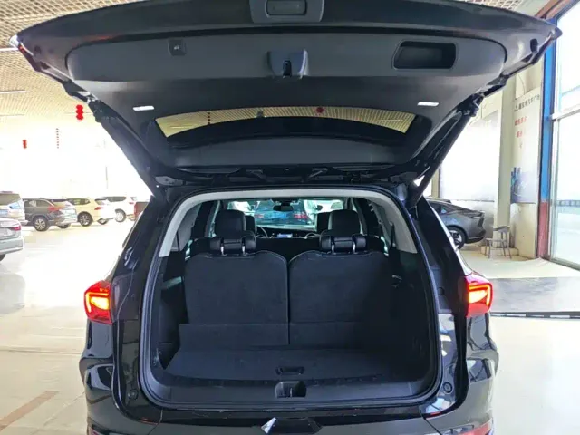 Buick Enclave — Фото автомобиля 18