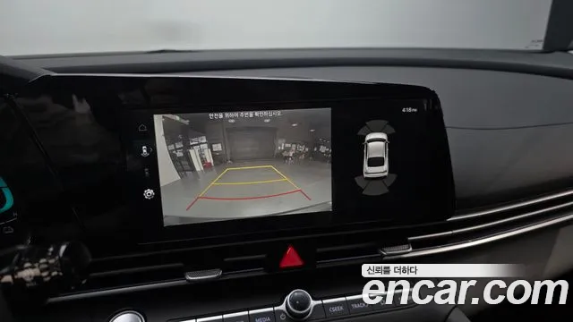 Hyundai Avante CN7 — Фото автомобиля 16