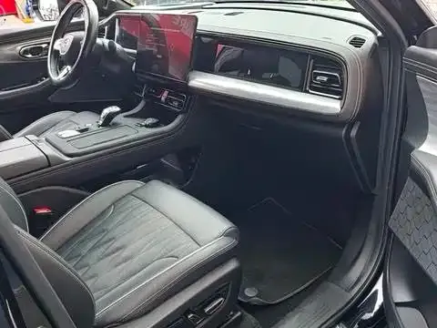 GAC Trumpchi GS8 — Фото автомобиля 6