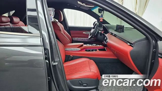 Genesis GV70 2.5T Бензин AWD — Фото автомобиля 11