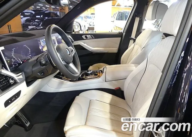 BMW X5 xDrive 40i M Sport — Фото автомобиля 10