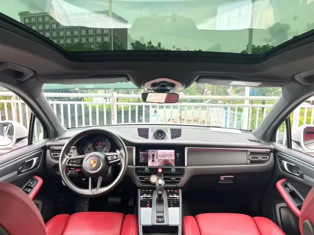 Porsche Macan — Фото автомобиля 20
