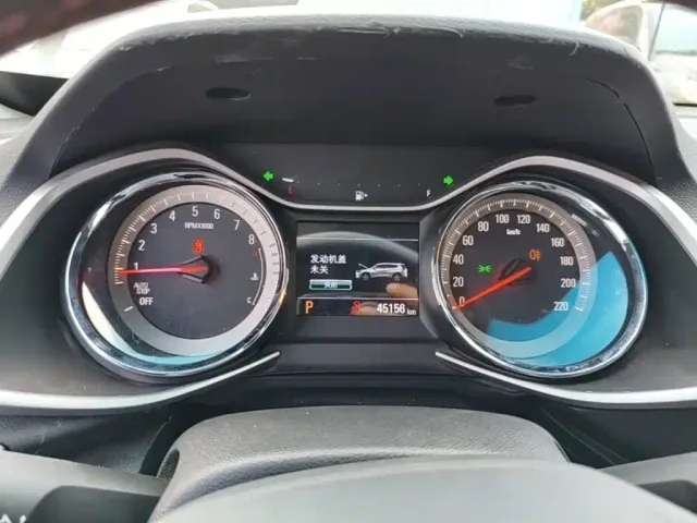 Chevrolet Orlando — Фото автомобиля 11