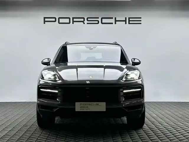 Porsche Cayenne — Фото автомобиля 2