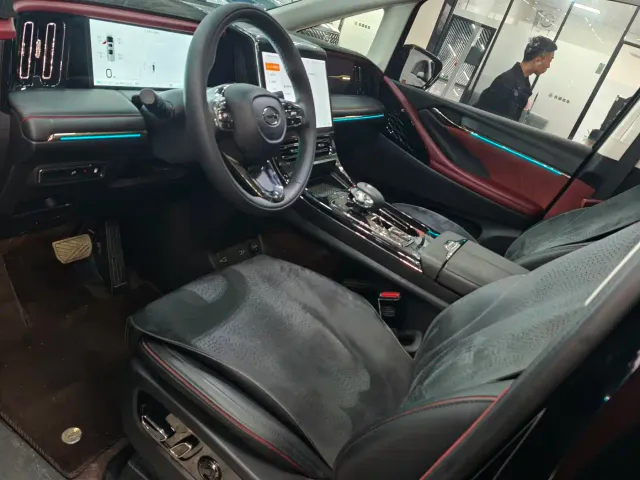 GAC Trumpchi E9 — Фото автомобиля 7