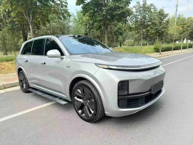 Li Auto L9 — Фото автомобиля 3