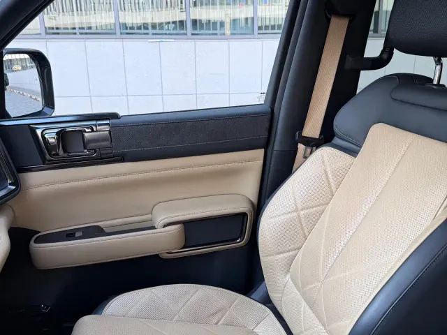 BYD FangChengBao Leopard 5 — Фото автомобиля 12