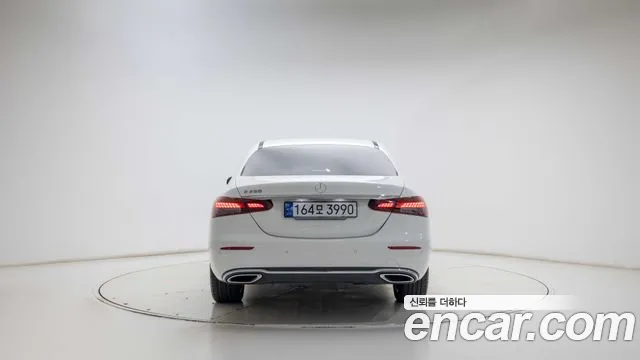 Mercedes-Benz E-Class W213 — Фото автомобиля 4